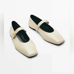 Massimo Dutti Mary Jane Flats with Buckle